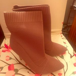 SHOE DAZZLE Brown Fabric Heeled Bootie Boot Sz 9US